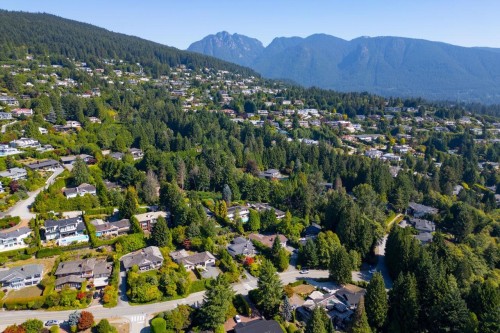 1181 Chartwell Drive, West Vancouver, BC - Outdoor With View