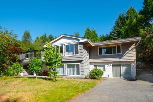 1181 Chartwell Drive, West Vancouver, BC - Outdoor