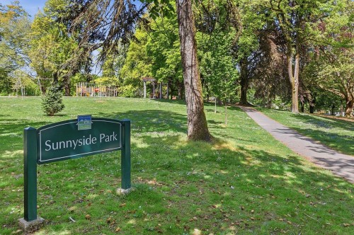 1016 18Th Avenue E, Vancouver, BC - Outdoor