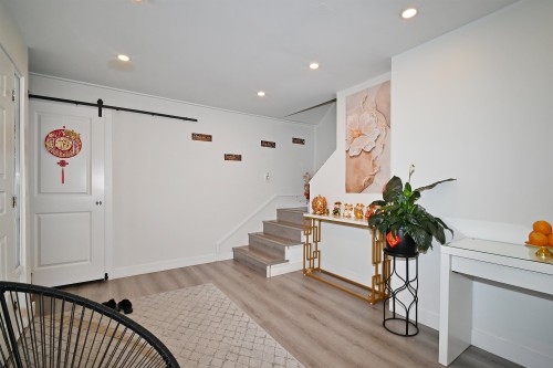 7531 Gilbert Road, Richmond, BC - Indoor Photo Showing Other Room