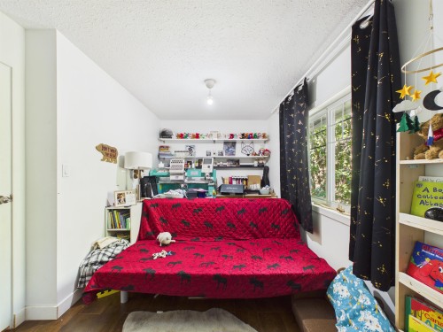 2575 Ashurst Avenue, Coquitlam, BC - Indoor Photo Showing Other Room