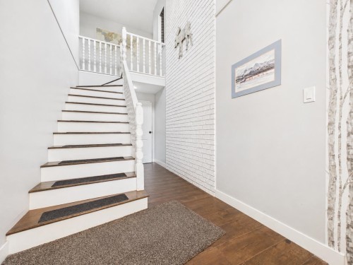 2575 Ashurst Avenue, Coquitlam, BC - Indoor Photo Showing Other Room