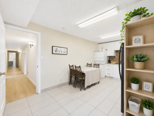 2575 Ashurst Avenue, Coquitlam, BC - Indoor