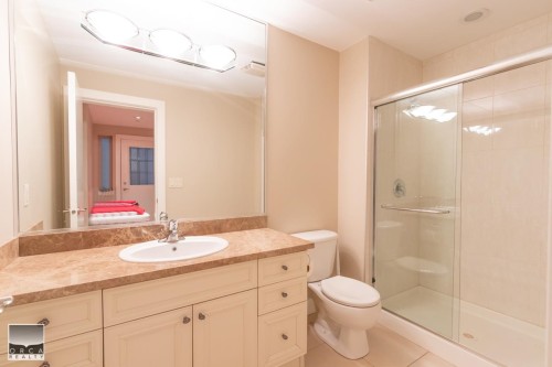 1969 Kings Avenue, West Vancouver, BC 