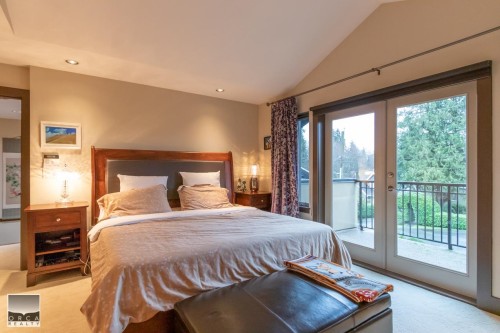 1969 Kings Avenue, West Vancouver, BC 