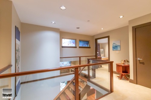 1969 Kings Avenue, West Vancouver, BC 