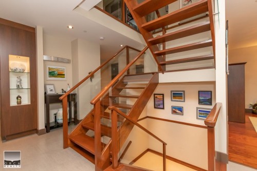 1969 Kings Avenue, West Vancouver, BC 