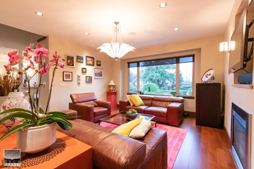 1969 Kings Avenue, West Vancouver, BC 