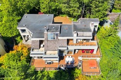 4750 Meadfeild Road  West Vancouver, BC V7W 2Y3