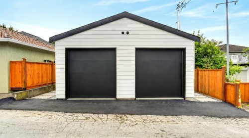 2-2741 7Th Avenue E, Vancouver, BC - Outdoor With Exterior