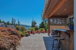 9326 Jorgensen Place  Halfmoon Bay, BC V7Z 1B4