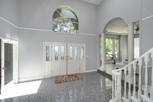 6339 Canada Way, Burnaby, BC - Indoor Photo Showing Other Room