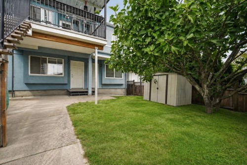3054 5Th Avenue E, Vancouver, BC - Outdoor