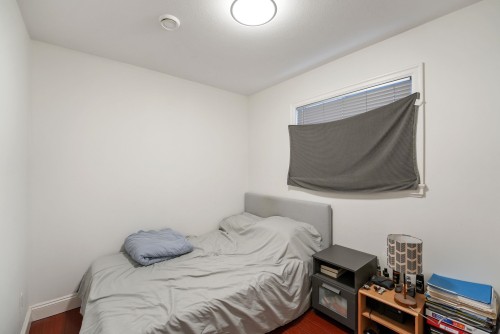 3054 5Th Avenue E, Vancouver, BC - Indoor Photo Showing Bedroom