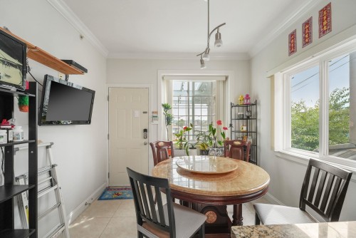 3054 5Th Avenue E, Vancouver, BC - Indoor Photo Showing Dining Room