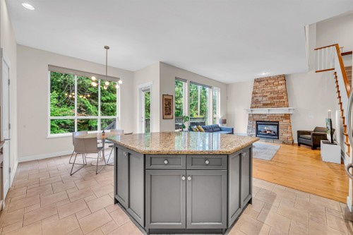 78 Cliffwood Drive, Port Moody, BC - Indoor With Fireplace
