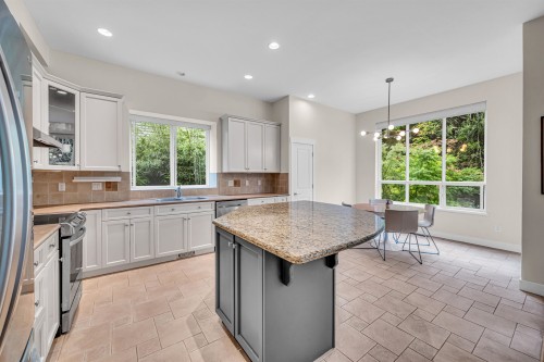 78 Cliffwood Drive, Port Moody, BC - Indoor Photo Showing Kitchen