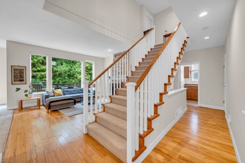 78 Cliffwood Drive, Port Moody, BC - Indoor Photo Showing Other Room