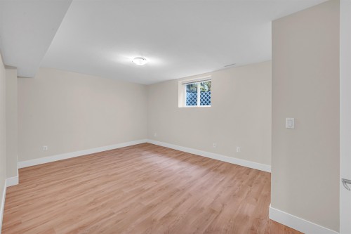 78 Cliffwood Drive, Port Moody, BC - Indoor Photo Showing Other Room