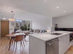 TH112-3565 Sawmill Crescent  Vancouver, BC V5S 0E2