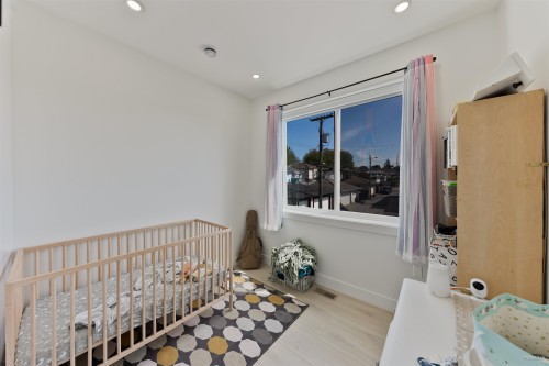 6532 Knight Street, Vancouver, BC - Indoor Photo Showing Bedroom