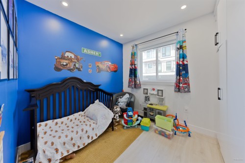 6532 Knight Street, Vancouver, BC - Indoor Photo Showing Bedroom