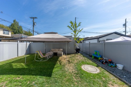 6532 Knight Street, Vancouver, BC - Outdoor