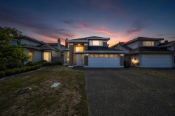 10360 Hall Avenue  Richmond, BC V6X 3T9