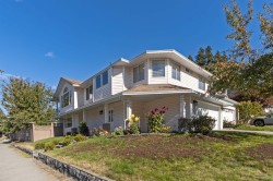 2287 Stafford Avenue  Port Coquitlam, BC V3C 4X5