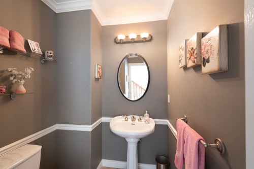 1855 Lemax Avenue, Coquitlam, BC - Indoor Photo Showing Bathroom