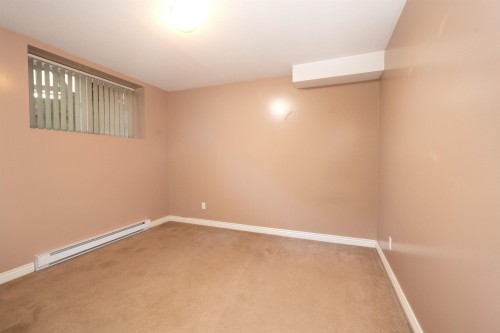 1855 Lemax Avenue, Coquitlam, BC - Indoor Photo Showing Other Room