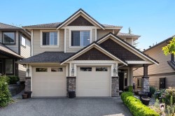 13320 236 Street Maple Ridge, BC V4R 0E4