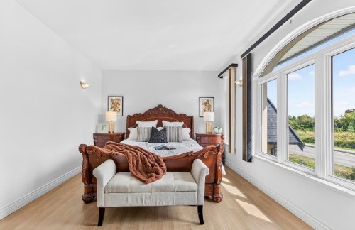 10371 Shell Road, Richmond, BC - Indoor Photo Showing Bedroom