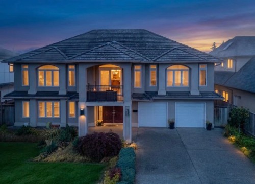 10371 Shell Road, Richmond, BC - Outdoor With Facade