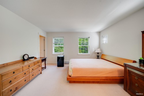 72-688 Edgar Avenue, Coquitlam, BC - Indoor Photo Showing Bedroom