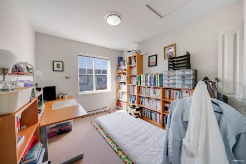 72-688 Edgar Avenue, Coquitlam, BC - Indoor Photo Showing Office