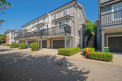 72-688 Edgar Avenue, Coquitlam, BC - Outdoor With Facade