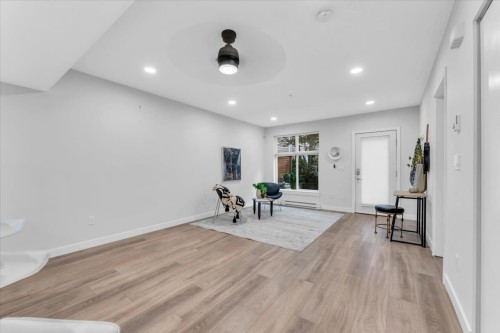 304-618 Langside Avenue, Coquitlam, BC - Indoor