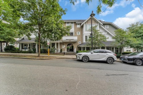 304-618 Langside Avenue, Coquitlam, BC - Outdoor With Facade