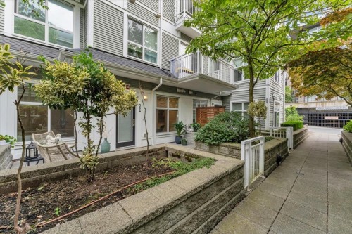 304-618 Langside Avenue, Coquitlam, BC - Outdoor