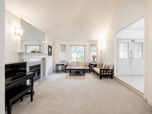 2980 Cliffrose Crescent, Coquitlam, BC - Indoor With Fireplace