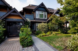 2-263 5th Street E North Vancouver, BC V7L 1L8