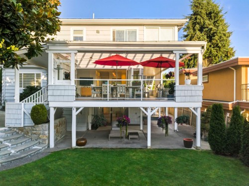 1631 22Nd Street, West Vancouver, BC - Outdoor With Deck Patio Veranda
