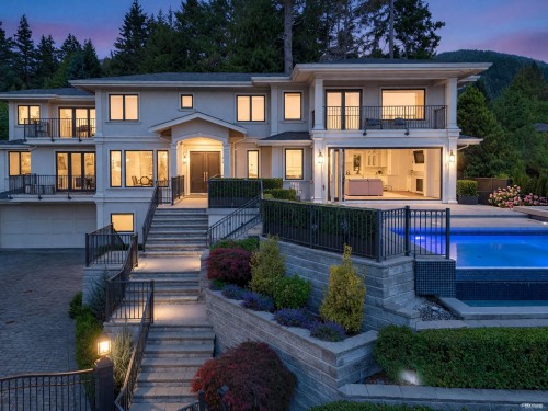 4135 Burkehill Place, West Vancouver, BC - Outdoor With Deck Patio Veranda