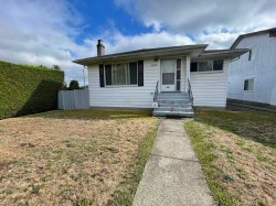 2840 49th Avenue E Vancouver, BC V5S 1K5