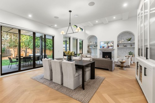 944 Caithness Crescent, Port Moody, BC - Indoor With Fireplace