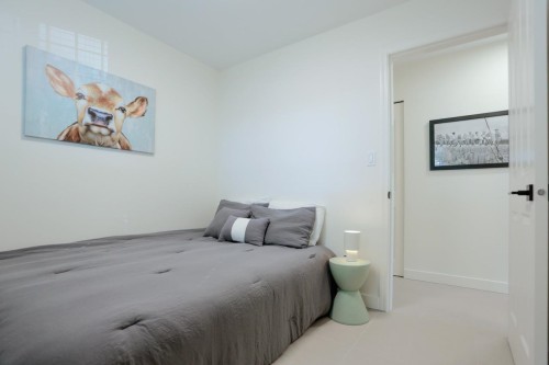 1808 51St Avenue E, Vancouver, BC - Indoor Photo Showing Bedroom