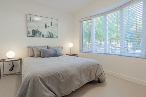 1808 51St Avenue E, Vancouver, BC - Indoor Photo Showing Bedroom