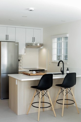 1808 51St Avenue E, Vancouver, BC - Indoor Photo Showing Kitchen