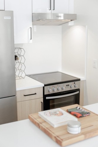 1808 51St Avenue E, Vancouver, BC - Indoor Photo Showing Kitchen
